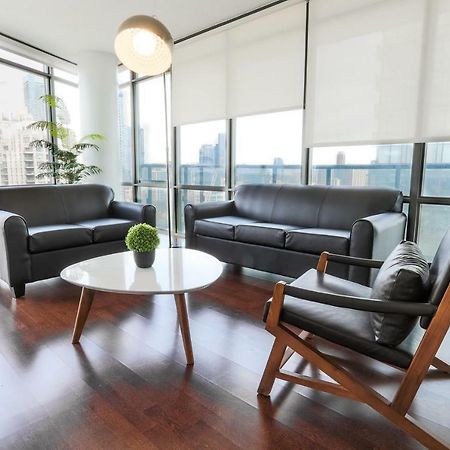 Altitude Suites Bay Street - Holiday Bonus - Free Parking Торонто Экстерьер фото